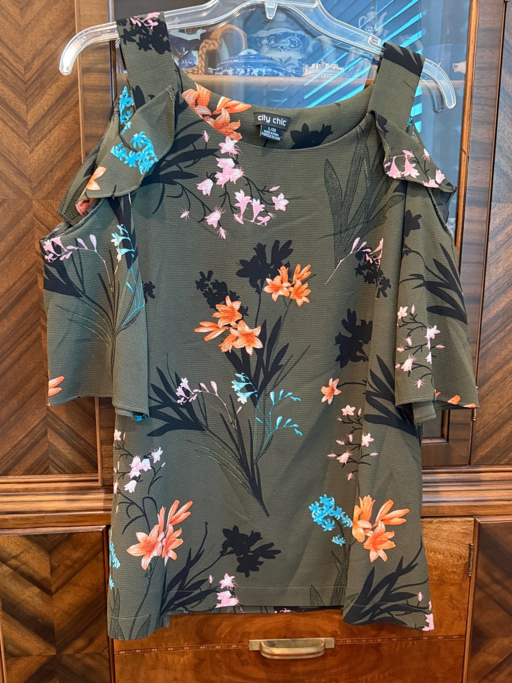 City Chic Green Ruffled Cold Shoulder Blouse